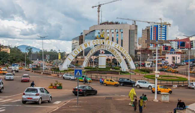 Yaounde City Centre Yaoundé: 4 journalists detained while investigating U.S. deportees