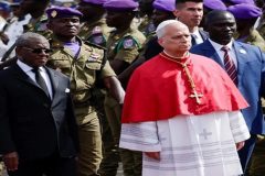Ngute and Leo The Holy Father under the Cameroonian skies: we welcome you with open arms