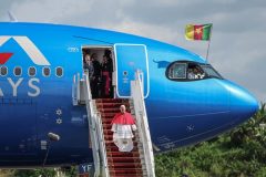 Pope Leo arrives Yaounde Catholicism thrives in Africa, but Pope’s Cameroon visit highlights a divide