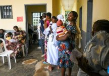 Chinese medical team provides free health care services in rural Cameroon