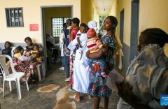 Chinese medical team provides free health care services in rural Cameroon