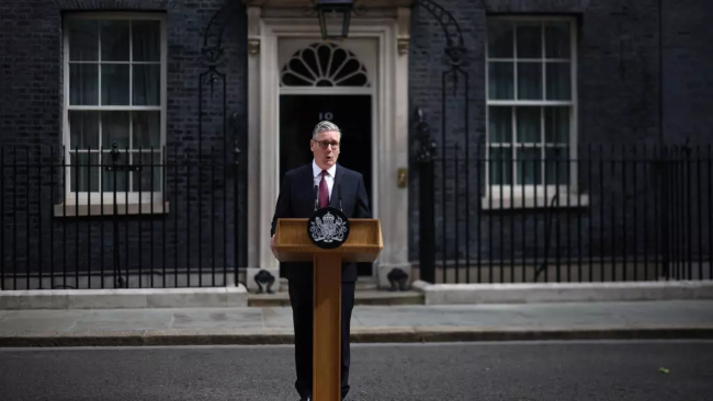 British Prime Minister Keir Starmer announces resignation