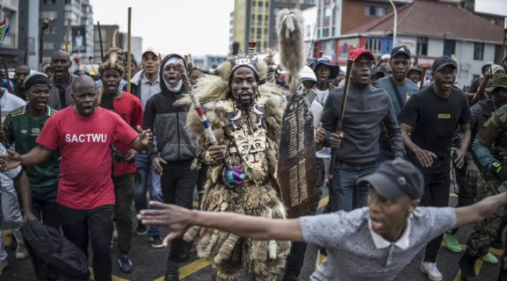 South Africa: Thousands march to demand illegal migrants leave