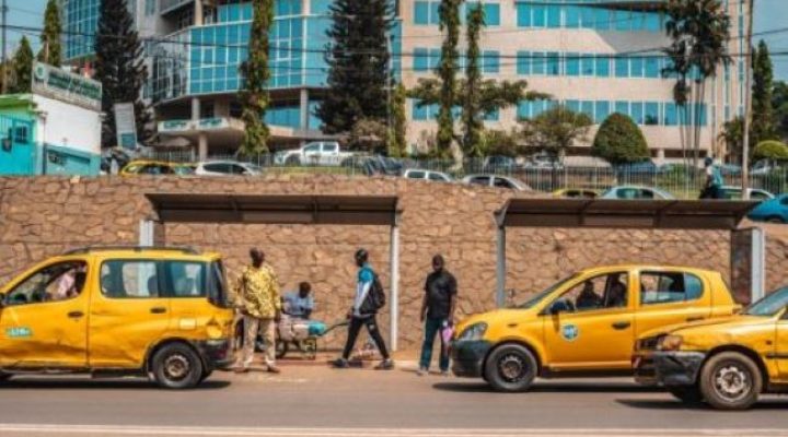 Yaoundé: gov’t tightens taxi regulation through digital identification reform