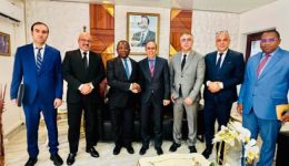 Algeria eyes Cameroon coffee, banana imports and investment