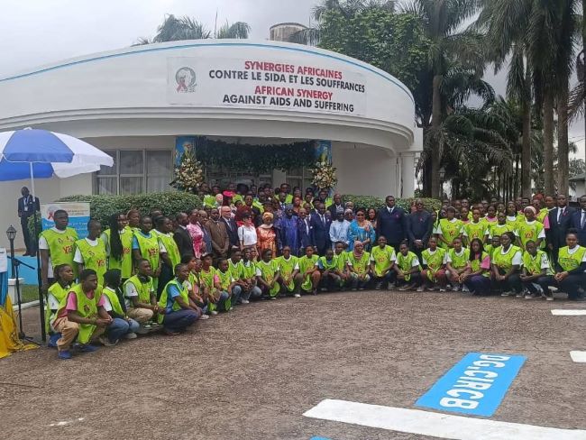 Biya regime launches “Holidays Without AIDS” Campaign